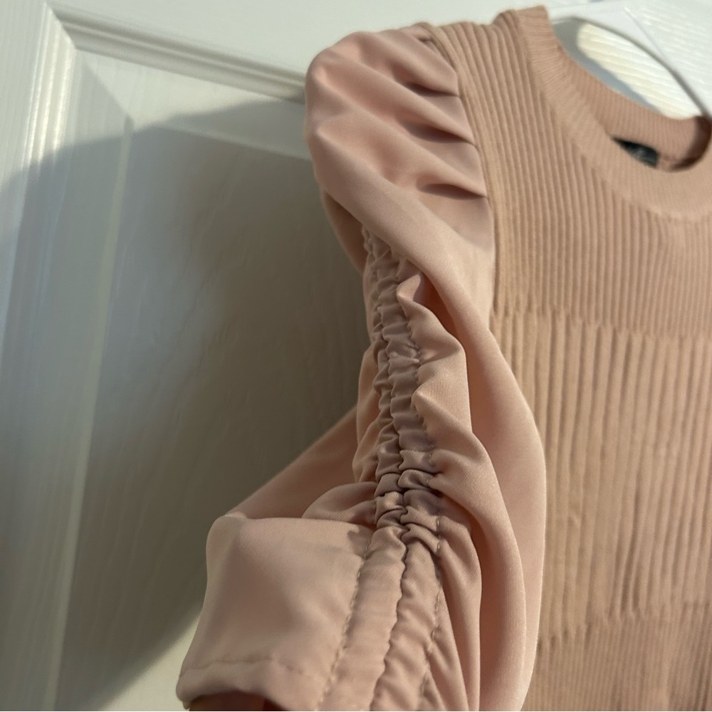 NWT Versona Ontwelfth Pink Ribbed Puff Cinched Sleeves Classy Blouse - Picture 5 of 10